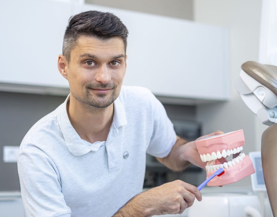 Mgr. Kohan v ordinácii dentálnej hygieny v Košiciach.