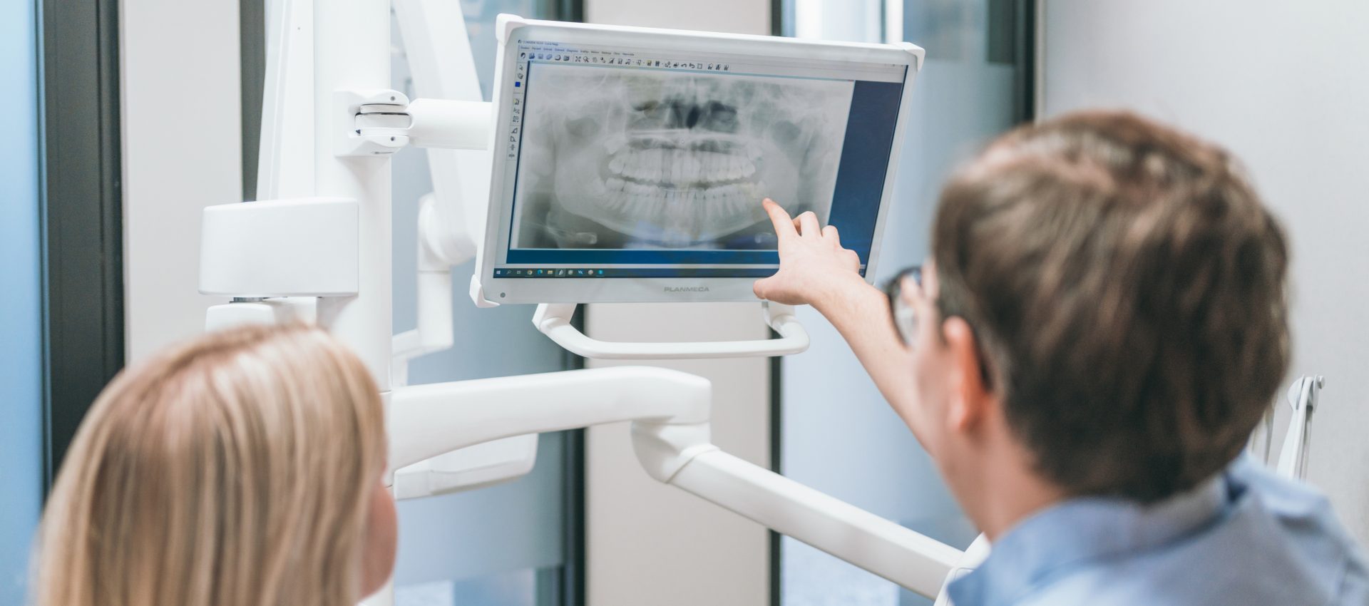 schill dental clinic rtg zubný kaz