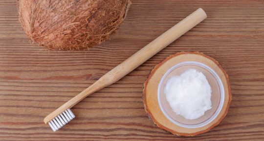 vyplachovanie úst kokosovým olejom