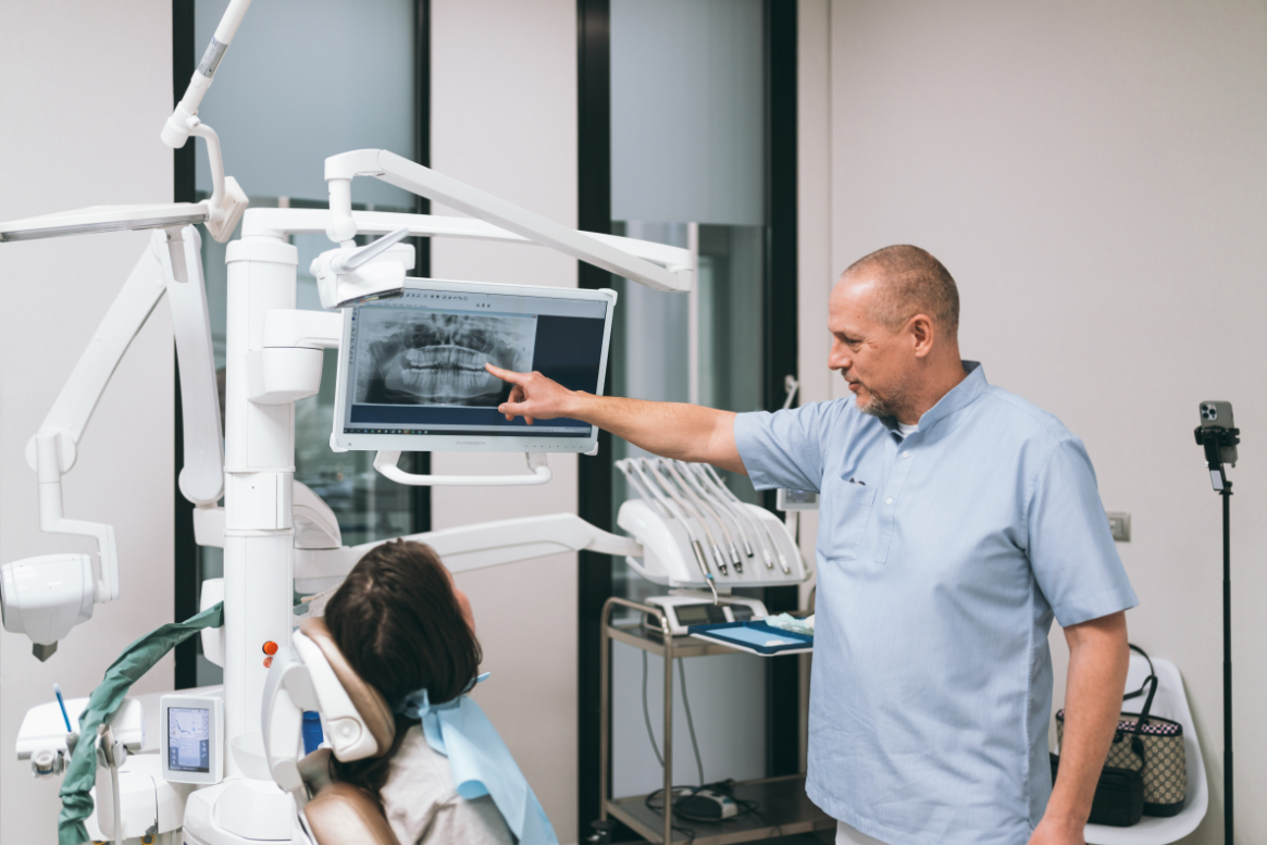 trhanie zubu doma riziká